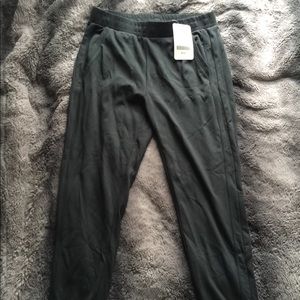 Fabletics Carrigan Jogger